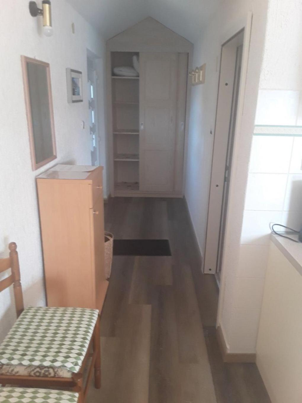 Apartments Frane-20M From Beach Barbat na Rabu Екстериор снимка
