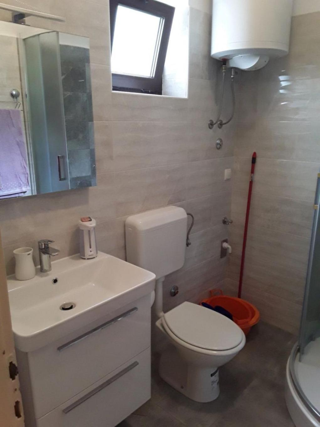 Apartments Frane-20M From Beach Barbat na Rabu Екстериор снимка
